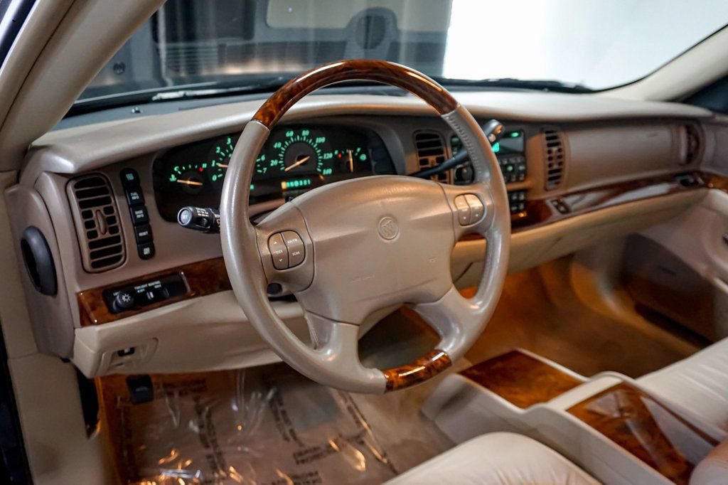Used 2004 Buick Park Avenue Ultra w/ Ultra Luxury Package FWD image 10