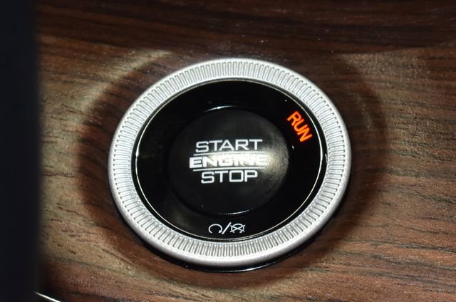 Used 2025 Jeep Grand Cherokee Summit w/ Adv Protech Group IV image 24