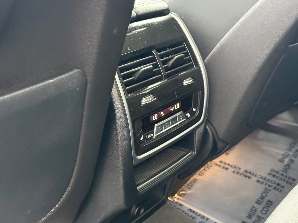 Used 2023 BMW X5 xDrive40i w/ M Sport Package image 18