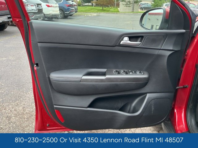 Used 2020 Kia Sportage LX AWD/4WD image 14