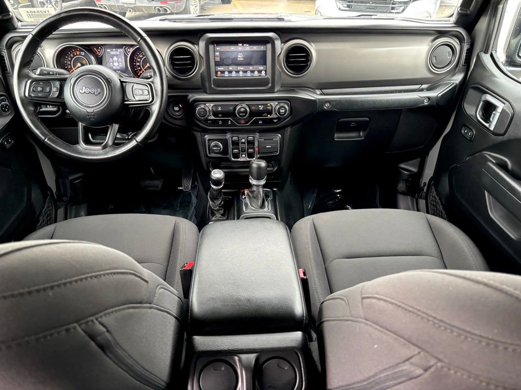 Used 2022 Jeep Gladiator Willys image 21