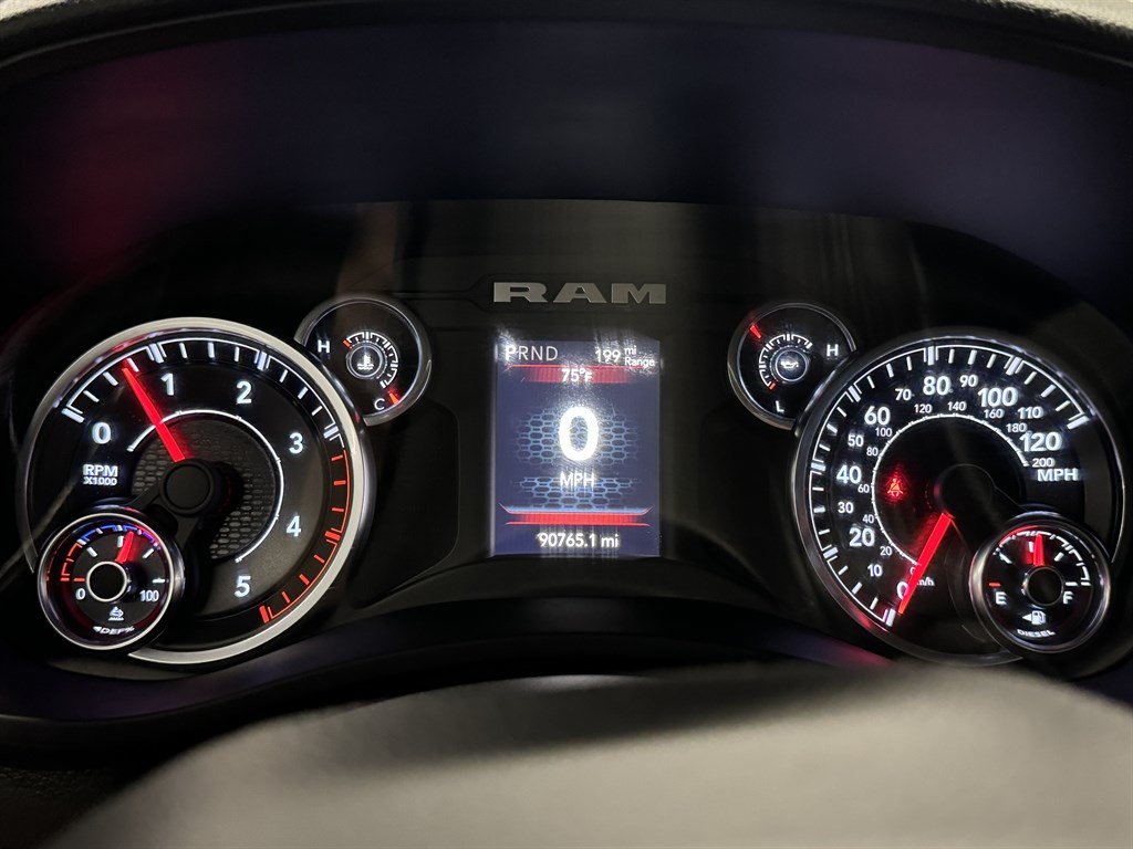 Used 2019 RAM 2500 Big Horn w/ Black Appearance Package AWD/4WD image 35