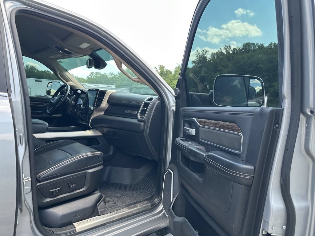 Used 2021 RAM 3500 Laramie AWD/4WD image 38