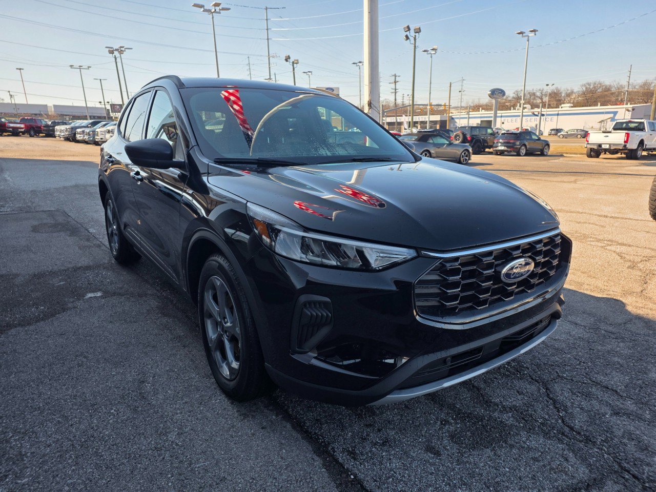 Used 2025 Ford Escape ST-Line w/ Equipment Group 301A image 8