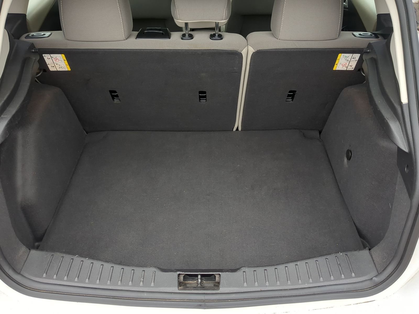 Used 2013 Ford Focus SE image 32