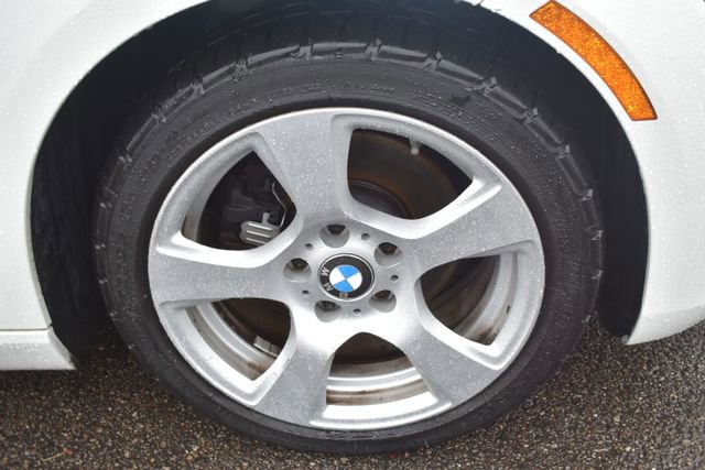 Used 2010 BMW 328i xDrive Coupe image 36