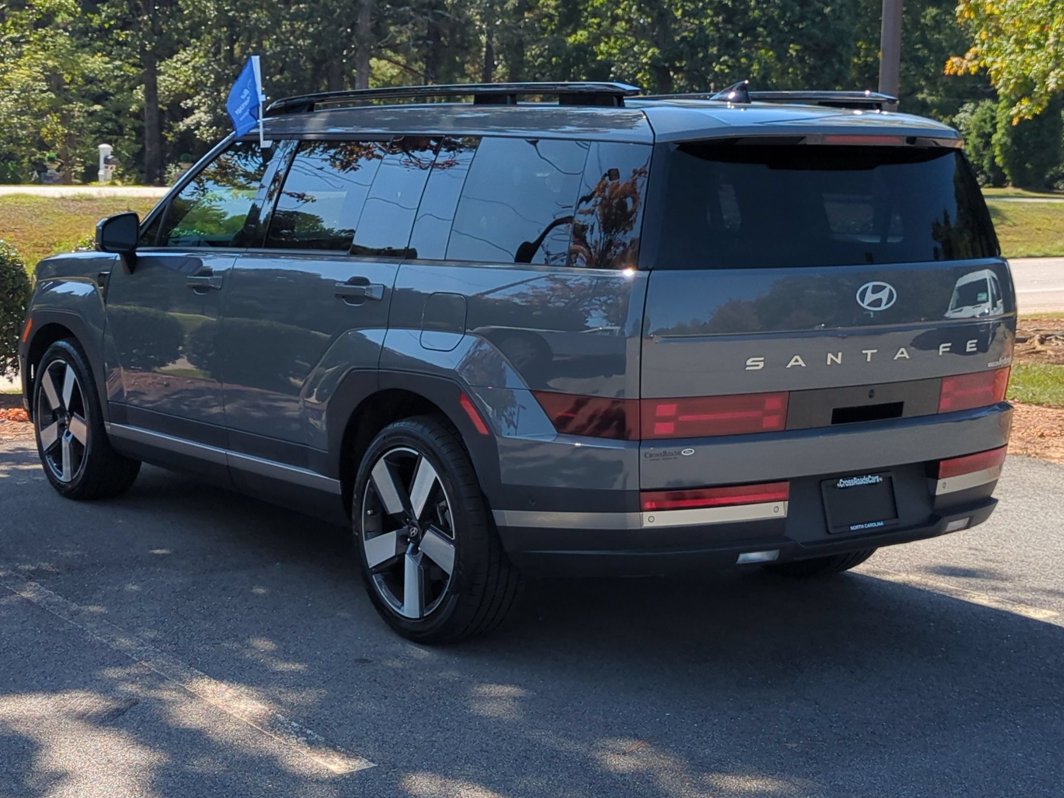 Used 2024 Hyundai Santa Fe Limited AWD/4WD image 5