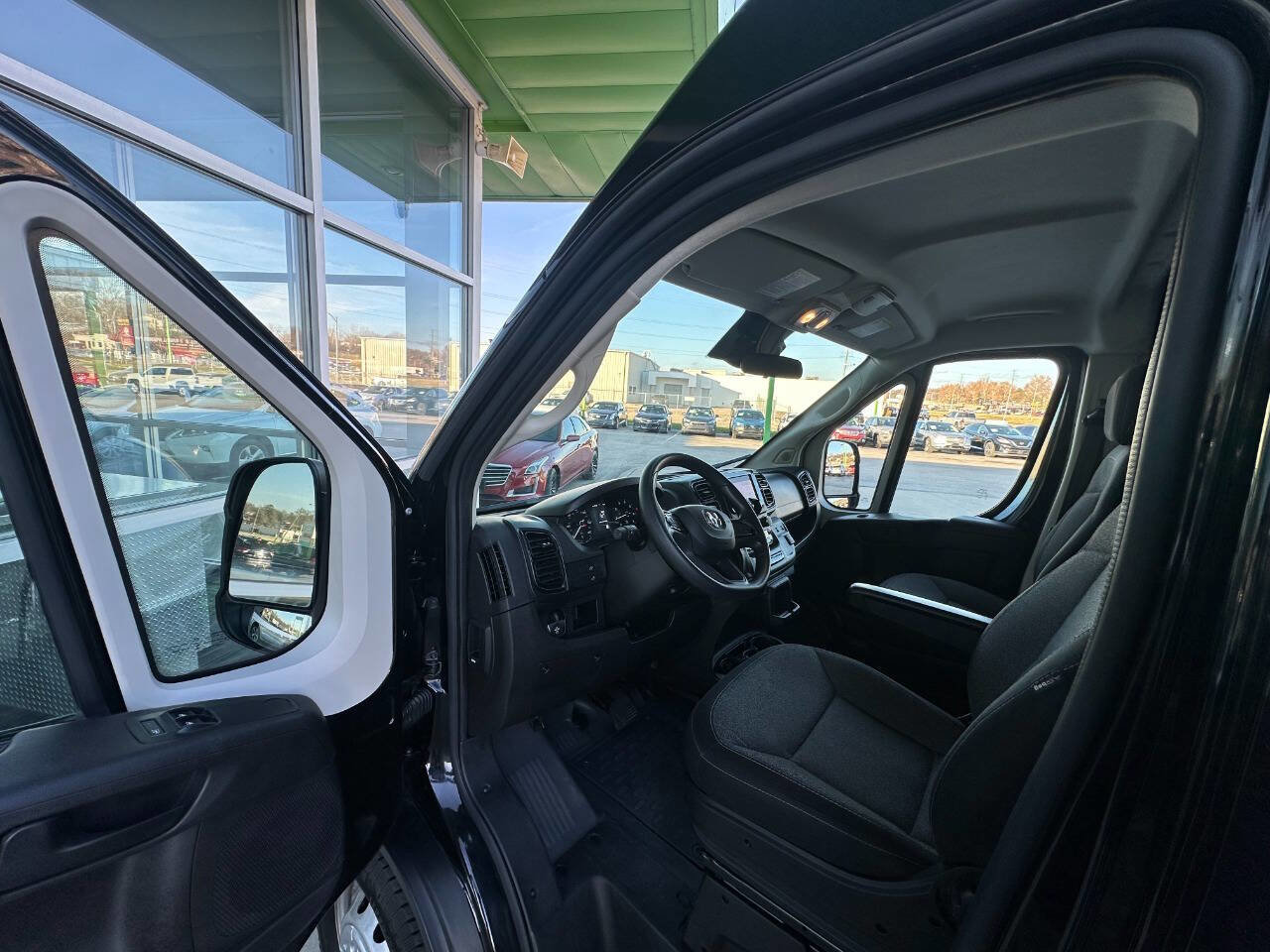 Used 2022 RAM ProMaster 2500 image 10