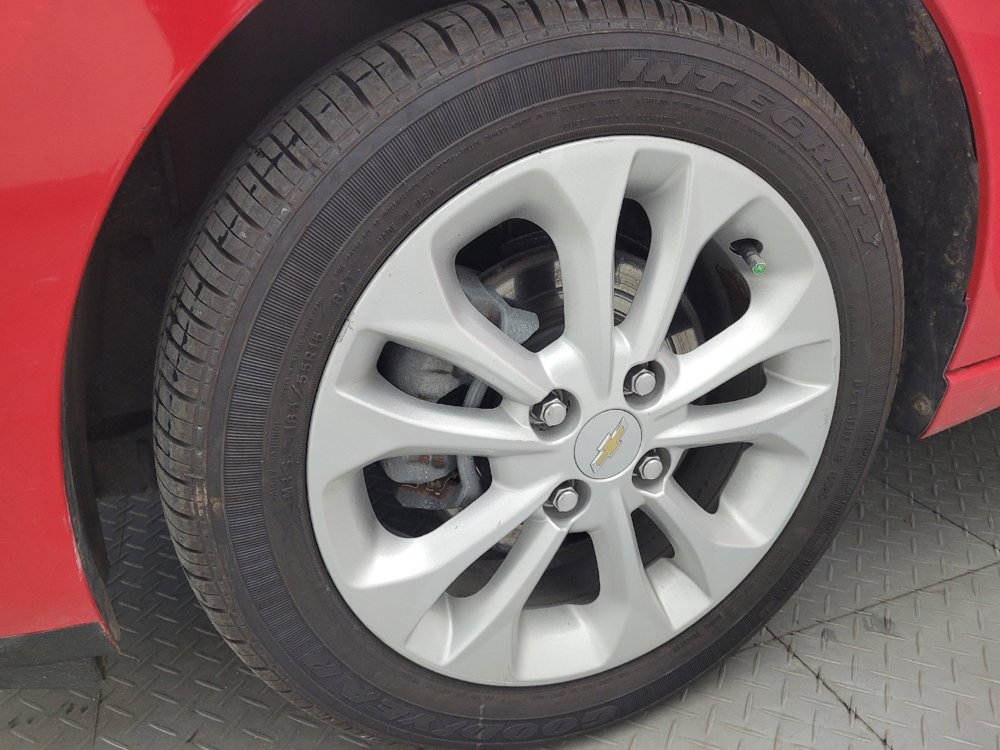 Used 2019 Chevrolet Spark LT image 31