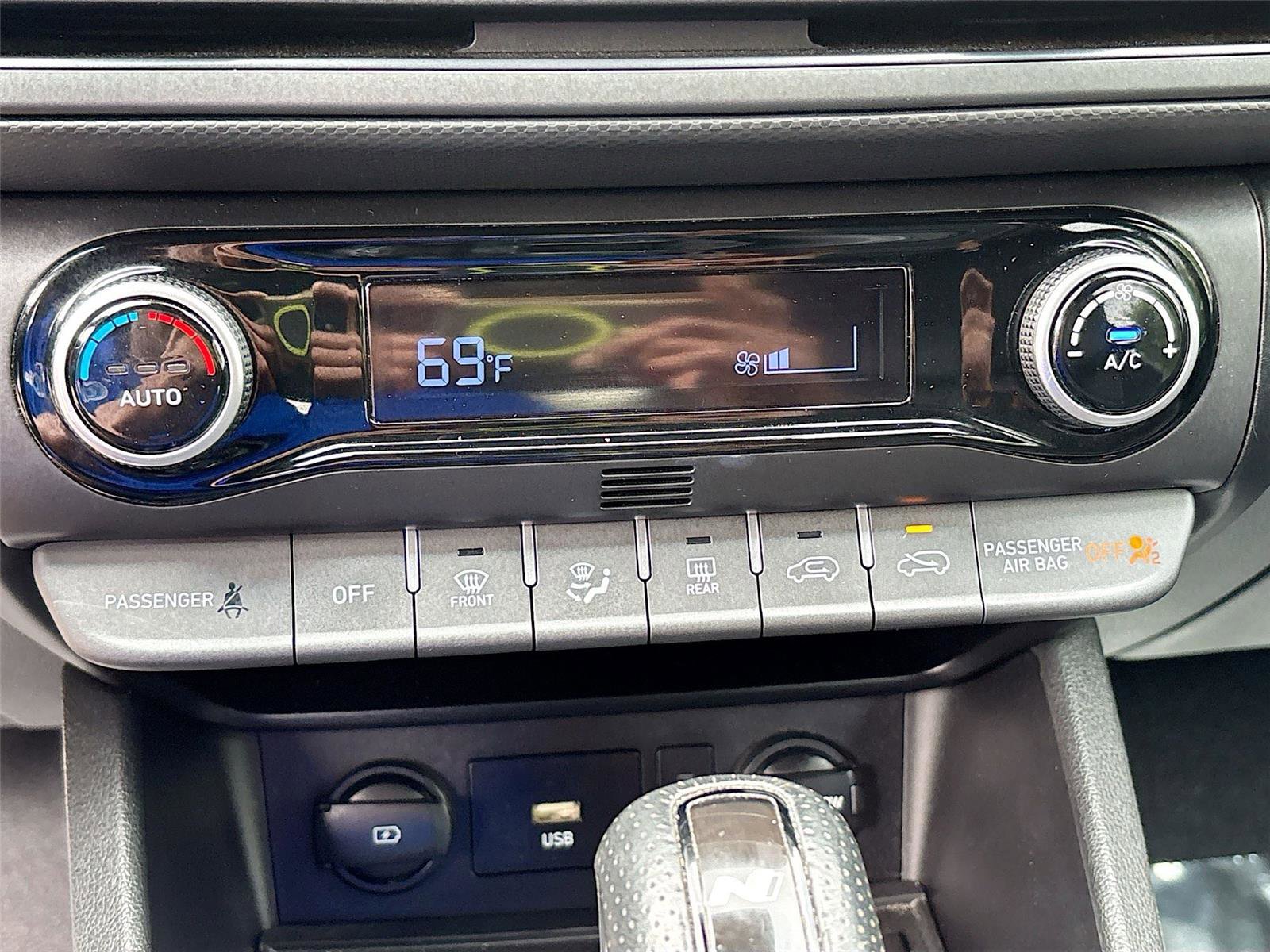 Used 2022 Hyundai Kona N FWD image 17