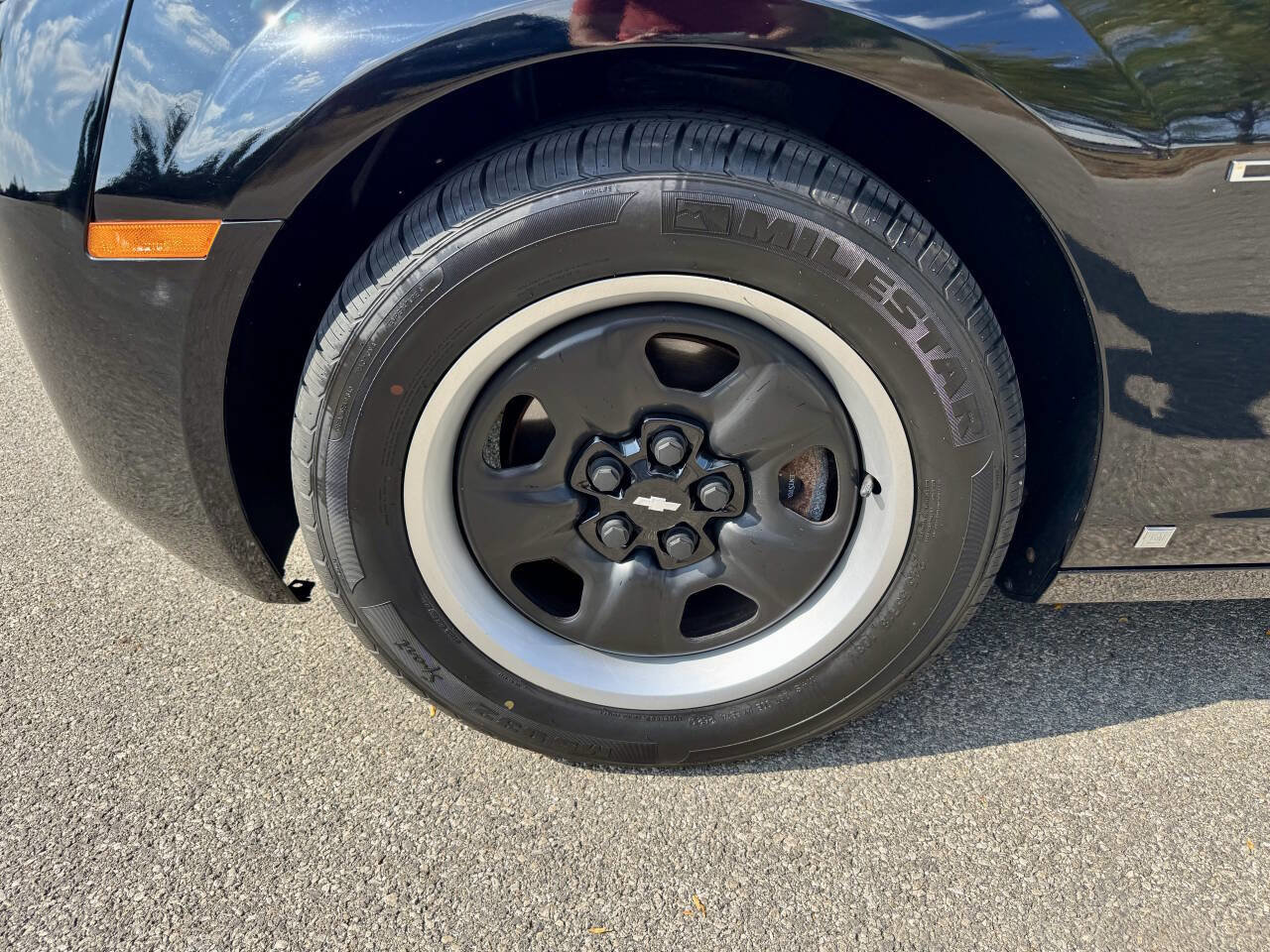 Used 2010 Chevrolet Camaro LS image 10