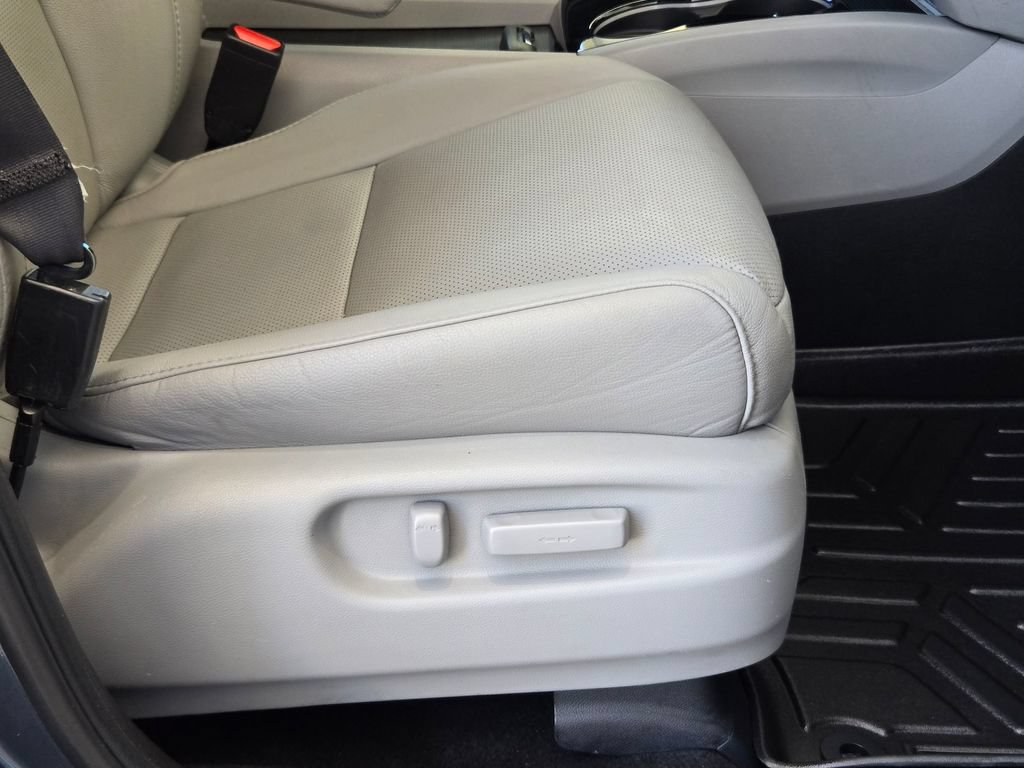 Used 2022 Honda Pilot Elite image 29