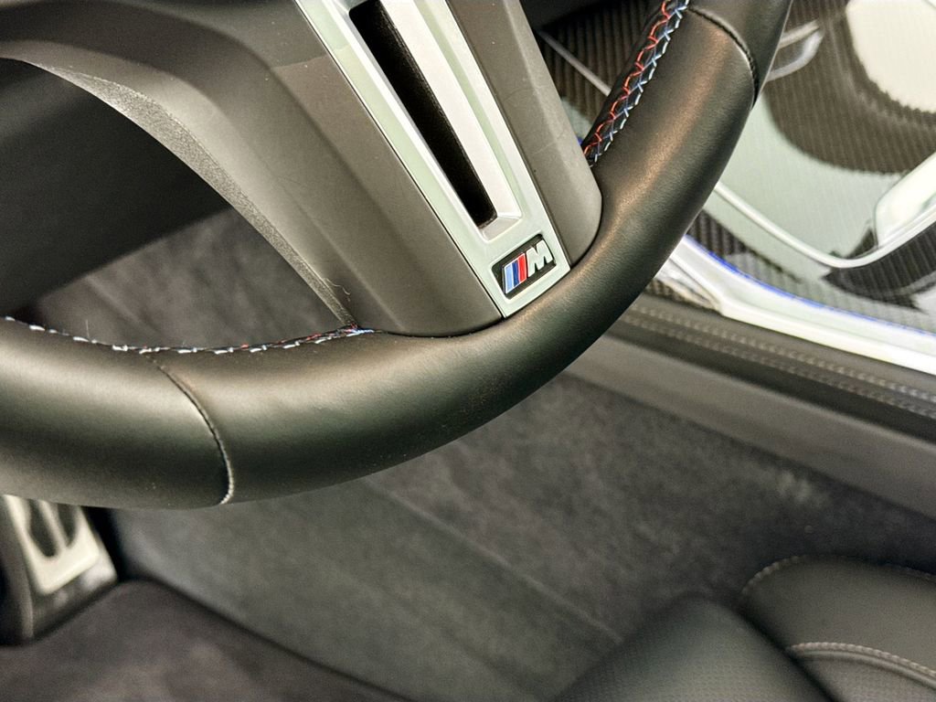 Used 2025 BMW X7 M60i AWD/4WD image 19