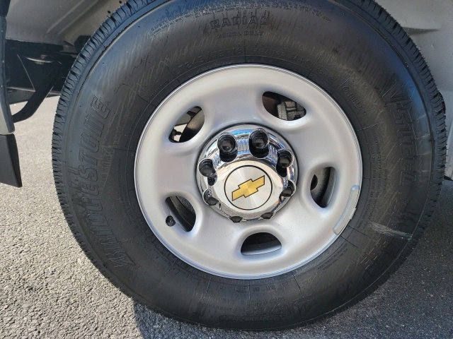 New 2024 Chevrolet Express 2500 w/ Driver Convenience Package image 7
