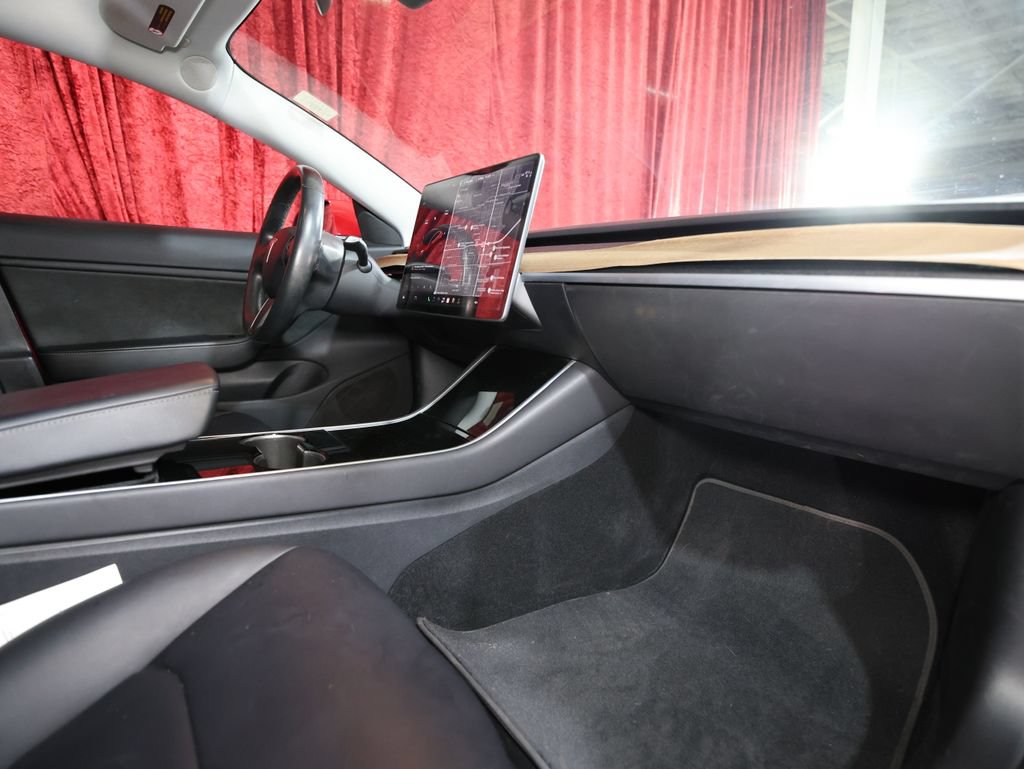 Used 2018 Tesla Model 3 Long Range RWD image 24