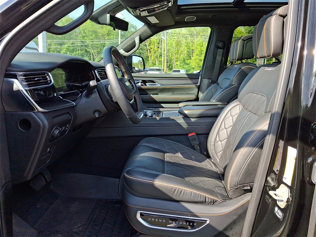 Used 2024 Jeep Grand Wagoneer Series III w/ Quick Order Packagew 28T image 13