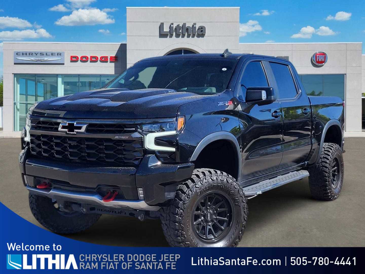 Used 2023 Chevrolet Silverado 1500 ZR2 w/ Technology Package image 1