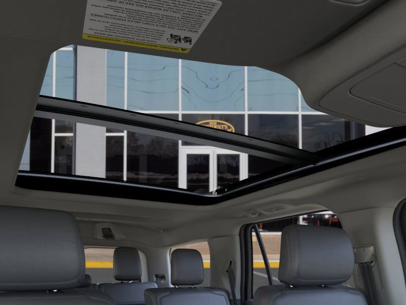 New 2026 Ford Expedition Active image 22