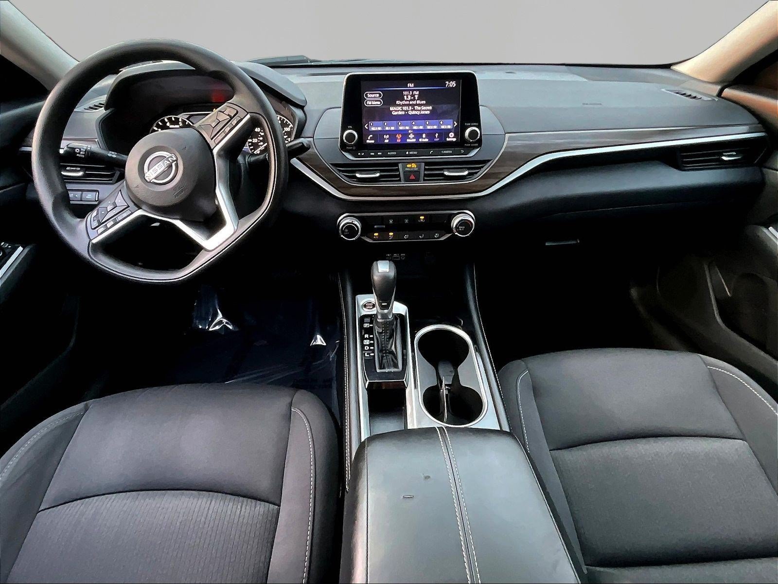 Certified 2023 Nissan Altima 2.5 SV FWD image 7