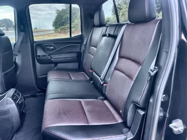 Used 2023 Honda Ridgeline Black Edition image 14