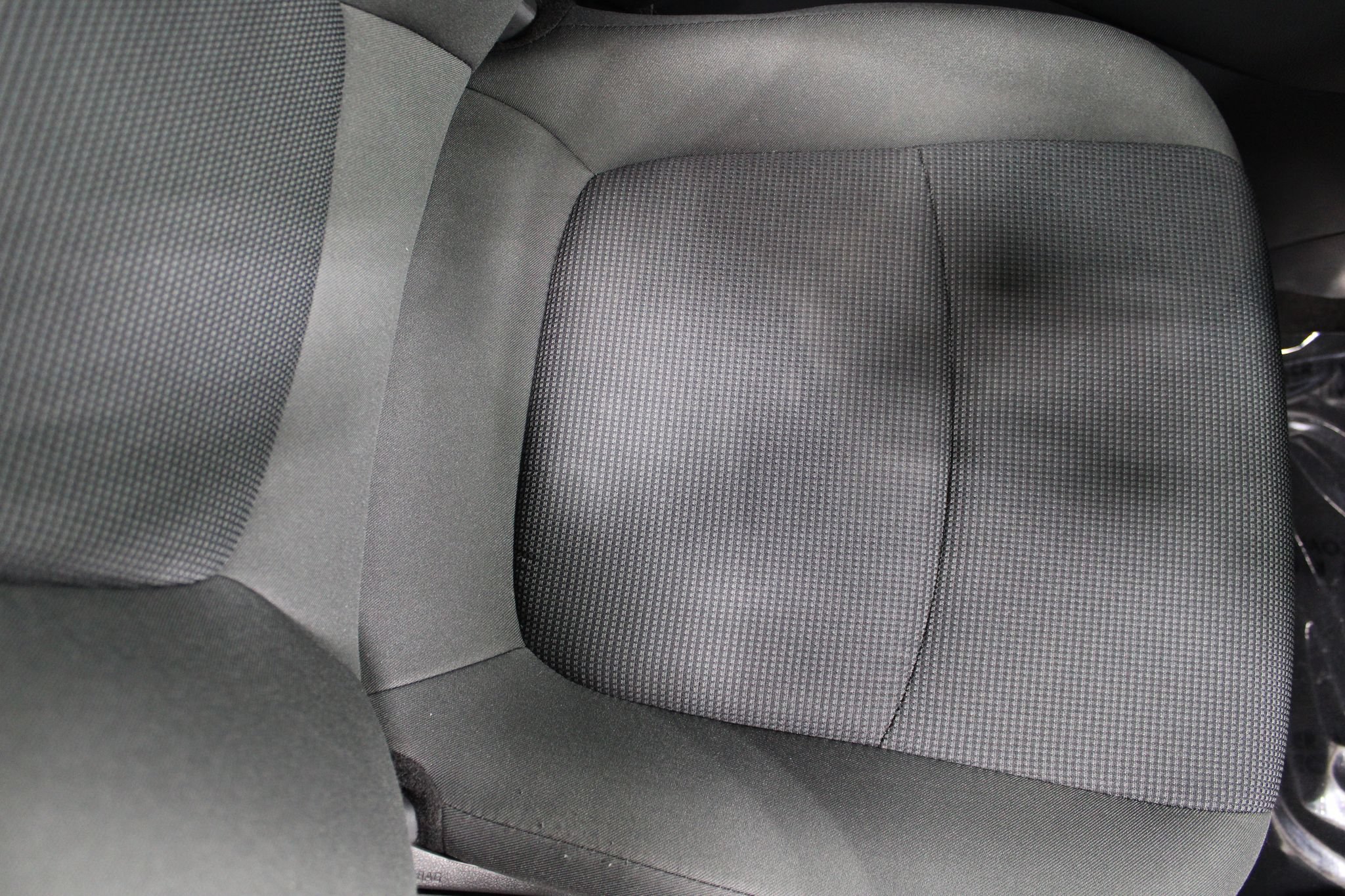 Used 2024 Toyota RAV4 LE AWD/4WD image 26