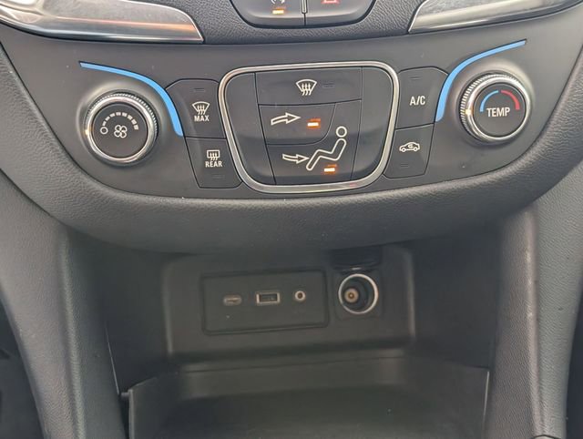 Used 2022 Chevrolet Equinox LT image 22