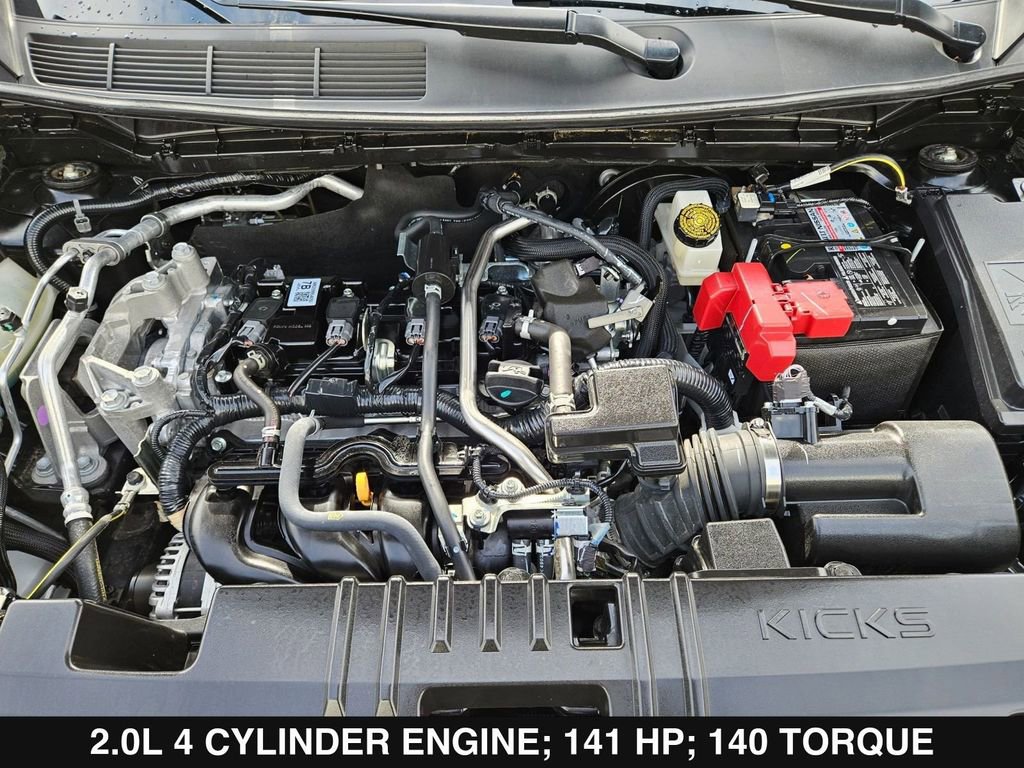 Used 2025 Nissan Kicks SV AWD/4WD image 29