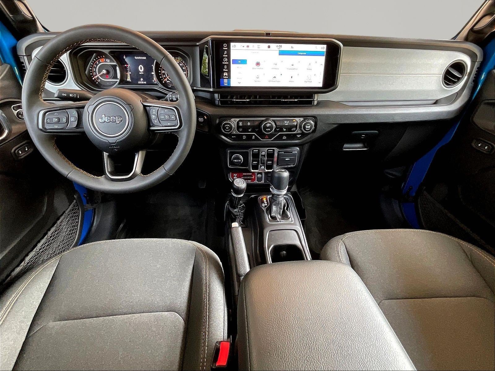 Used 2024 Jeep Wrangler Unlimited Sport AWD/4WD image 7