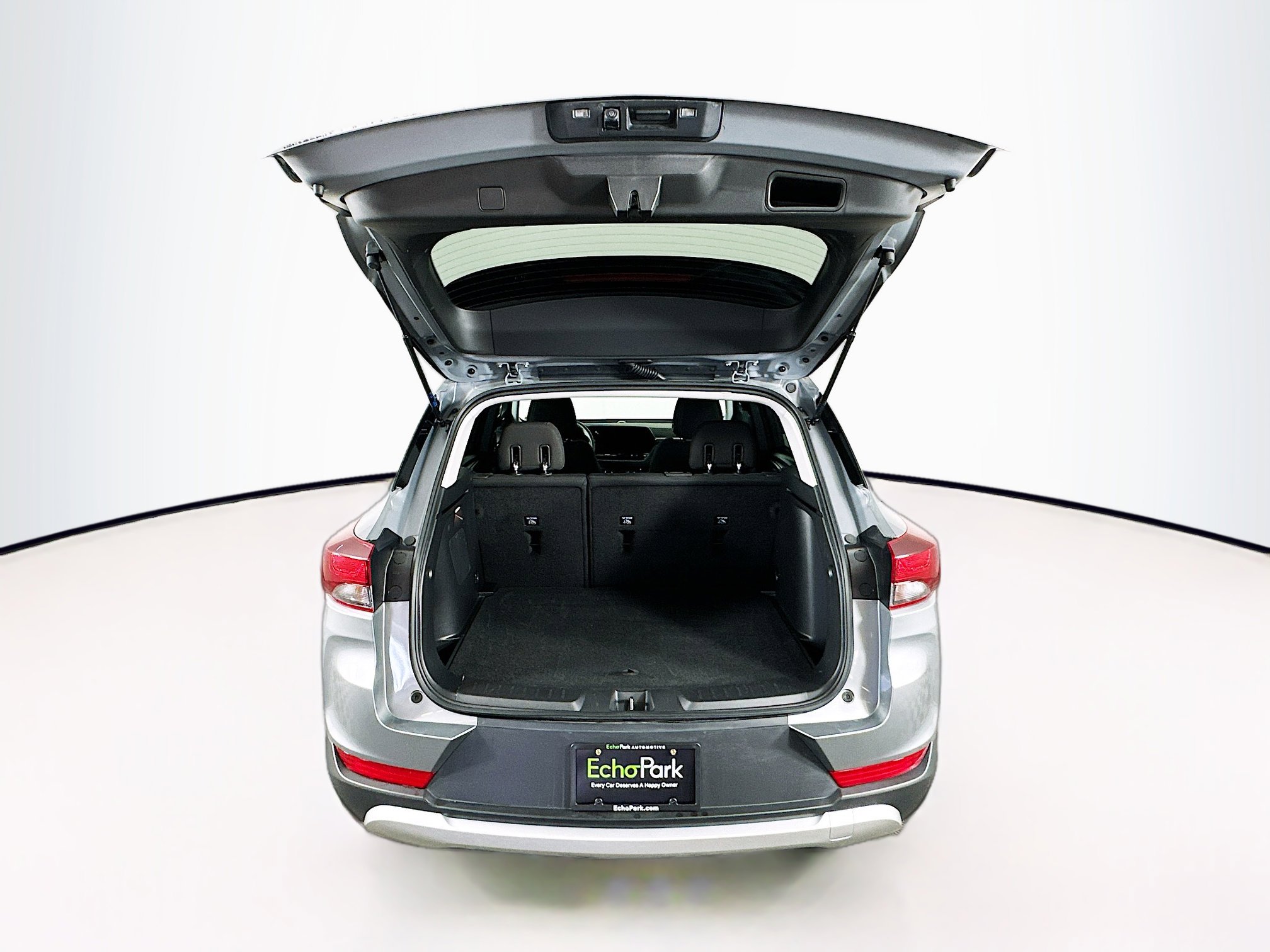 Used 2025 Chevrolet TrailBlazer LT AWD/4WD image 27