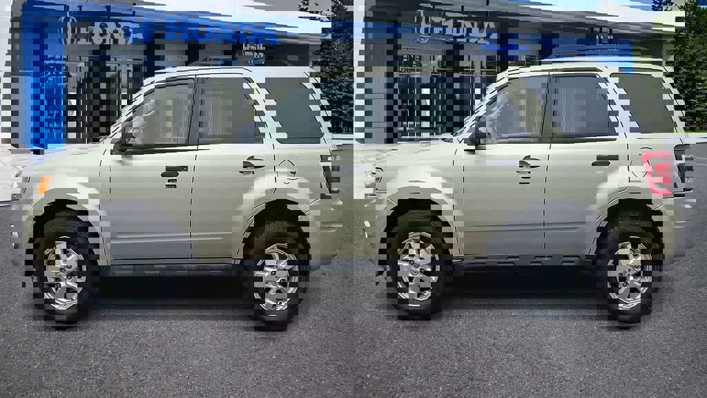 Used 2010 Ford Escape XLT image 5