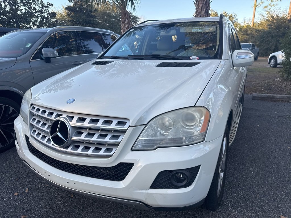 Used 2010 Mercedes-Benz ML 350 4MATIC image 1