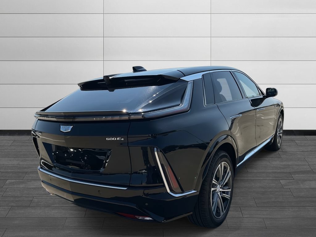 New 2026 Cadillac Lyriq Luxury AWD/4WD image 5