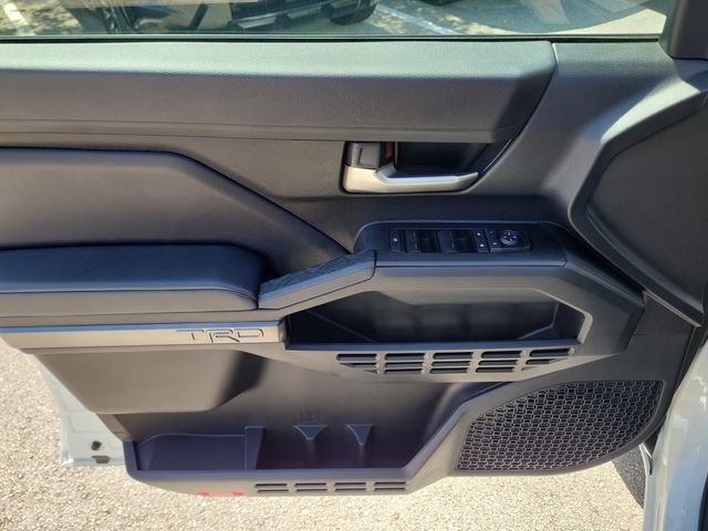 Used 2024 Toyota Tacoma TRD Sport AWD/4WD image 15