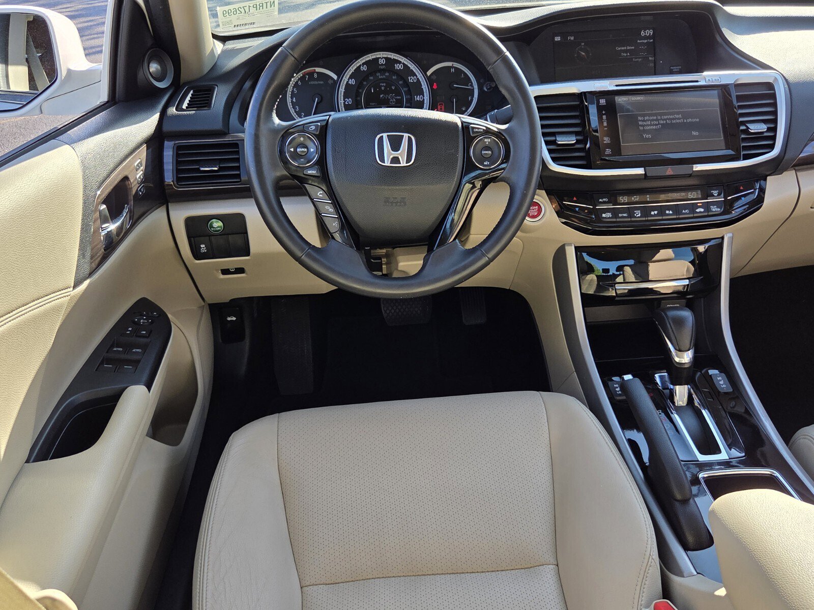 Used 2017 Honda Accord EX-L image 11