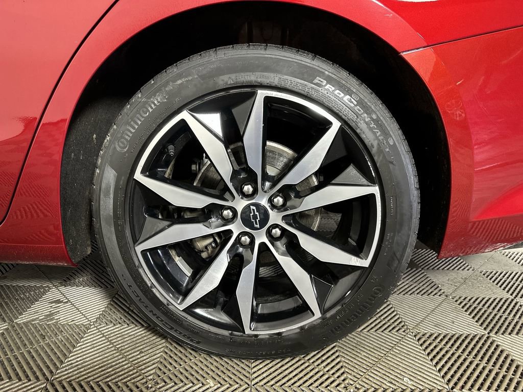 Used 2023 Chevrolet Malibu RS image 33