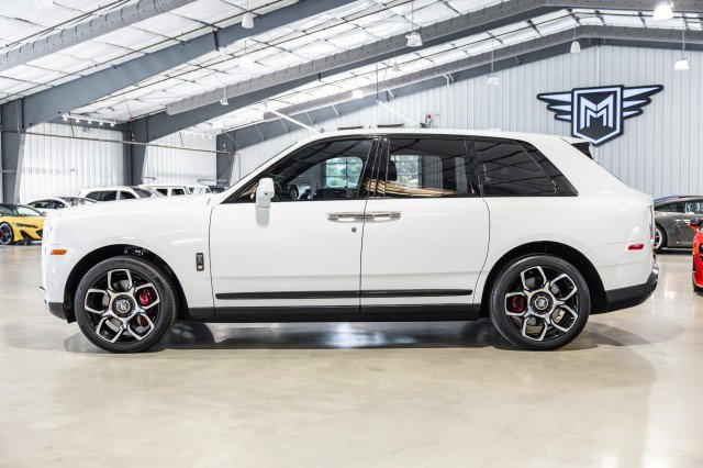 Used 2022 Rolls-Royce Cullinan Black Badge AWD/4WD image 3