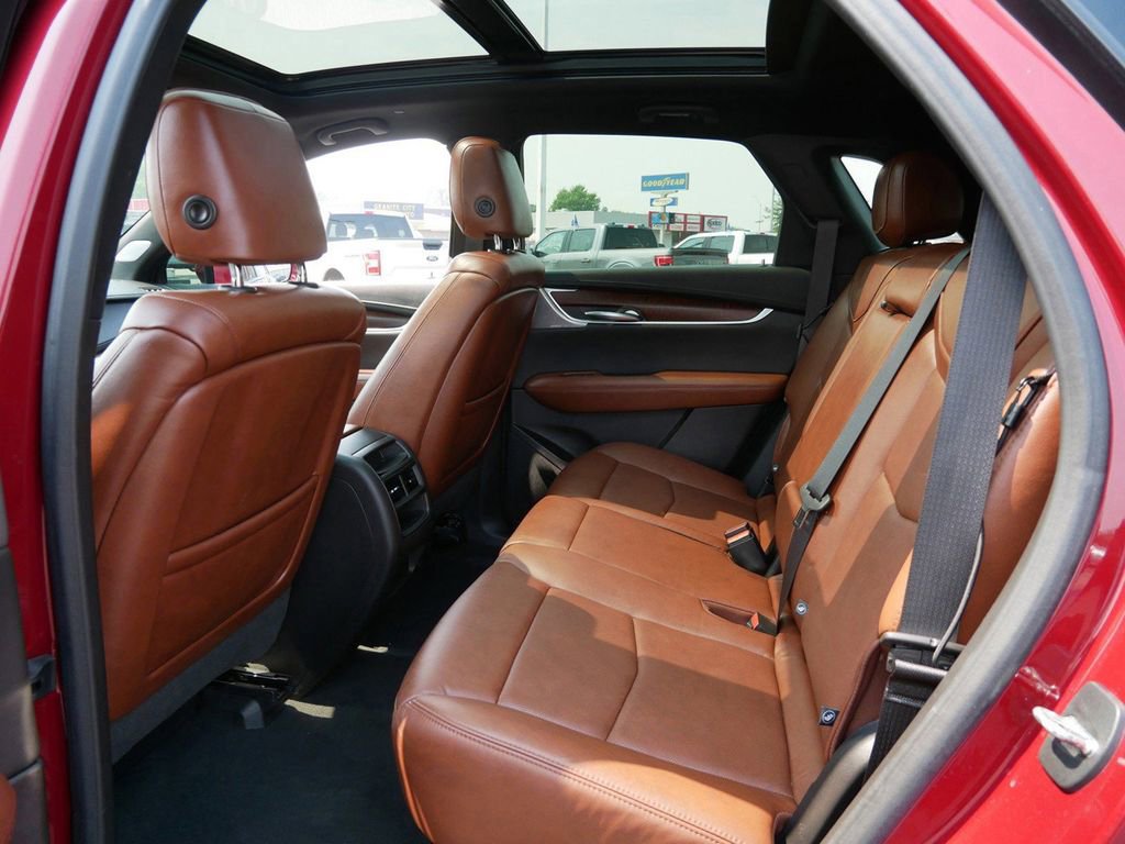 Used 2020 Cadillac XT5 Sportv w/ LPO, Floor Liner Package image 12