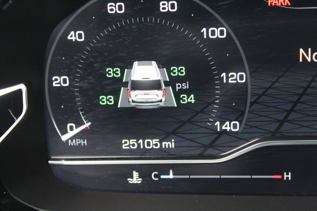 Used 2024 GMC Yukon Denali image 17