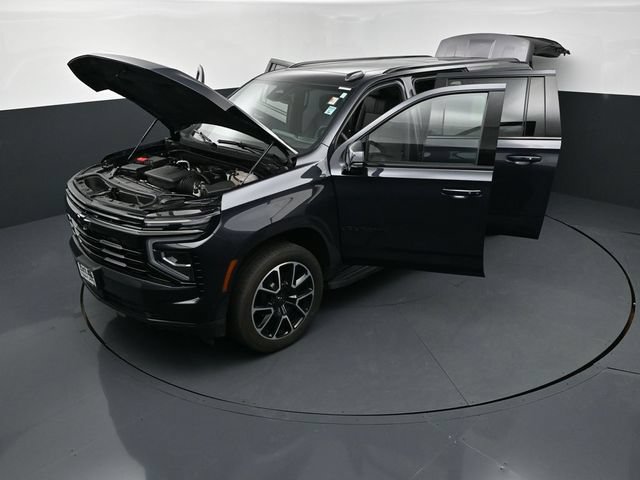 Used 2026 Chevrolet Suburban RST w/ Comfort Package AWD/4WD image 26