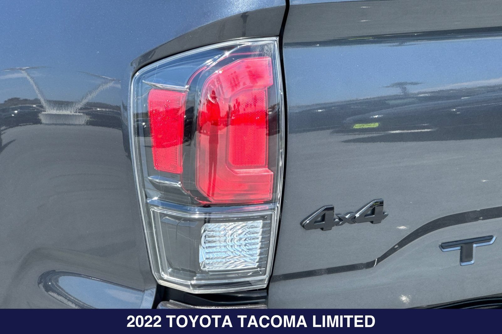 Used 2022 Toyota Tacoma Limited w/ Nightshade Package AWD/4WD image 28