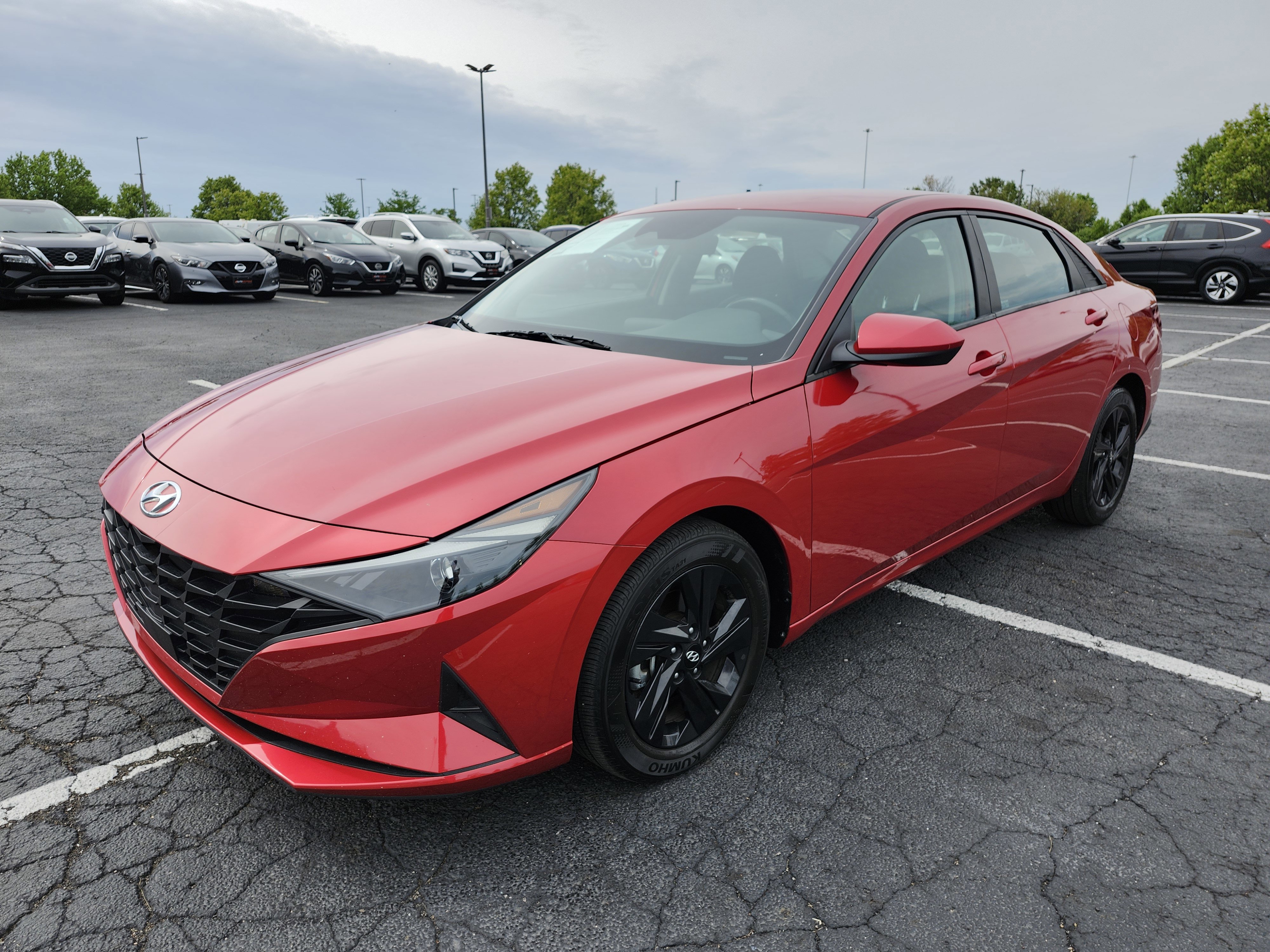 Used 2022 Hyundai Elantra SEL w/ Convenience Package FWD image 13