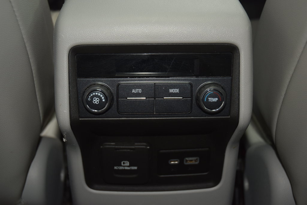 Used 2020 GMC Acadia SLT FWD image 44