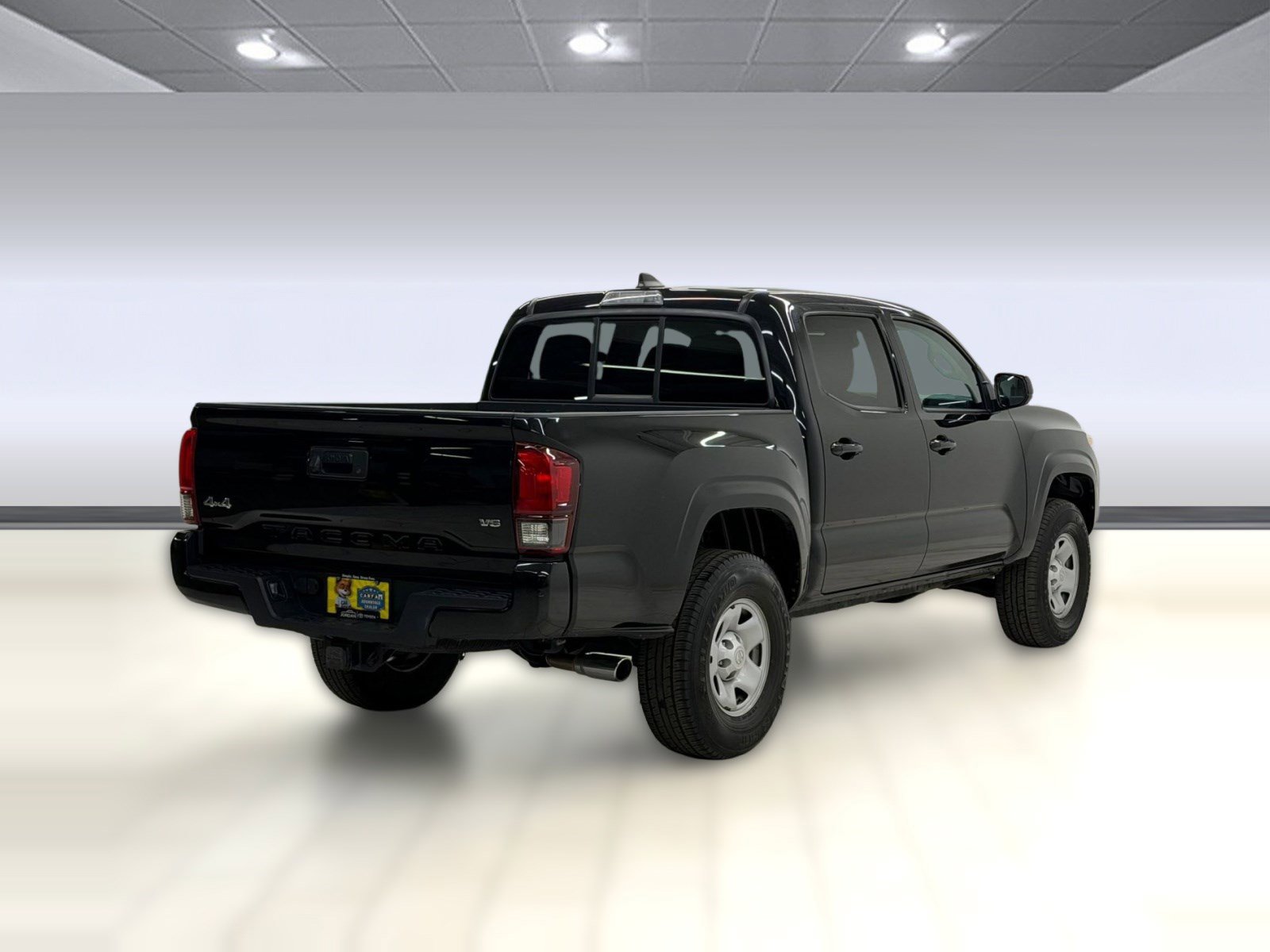 Used 2023 Toyota Tacoma SR image 6