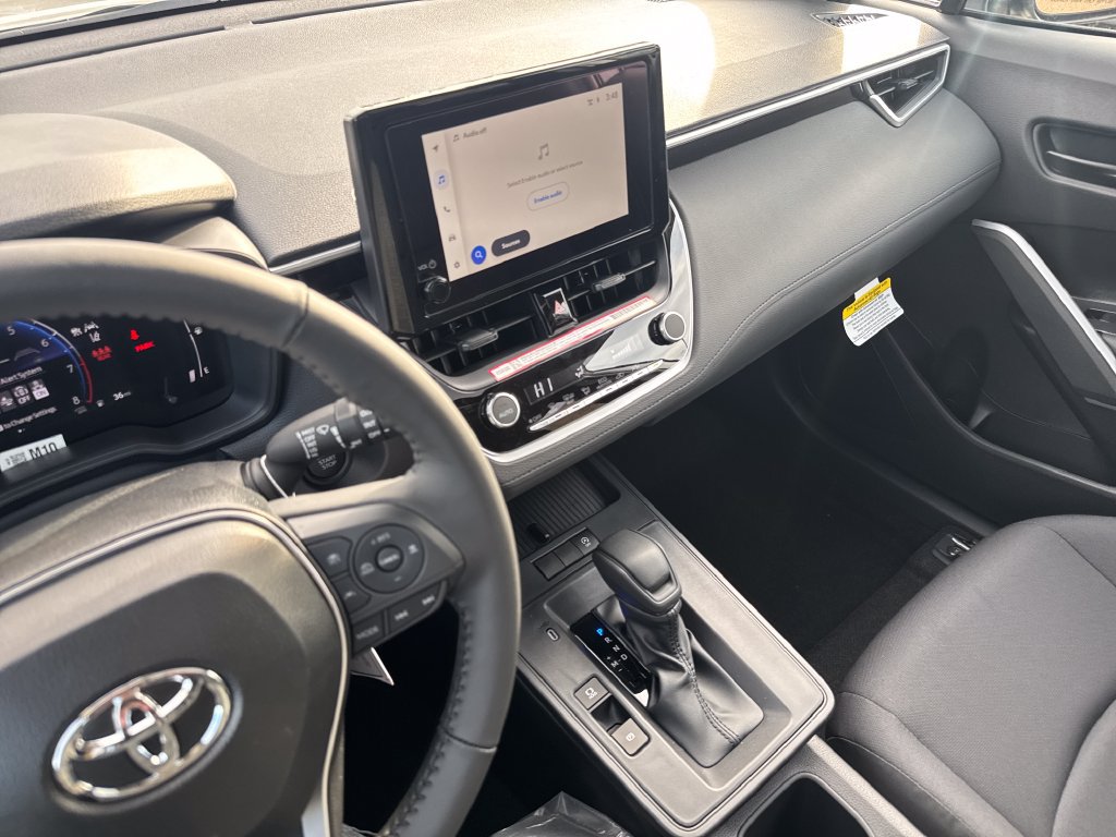 New 2026 Toyota Corolla Cross LE w/ Moonroof Package AWD/4WD image 21