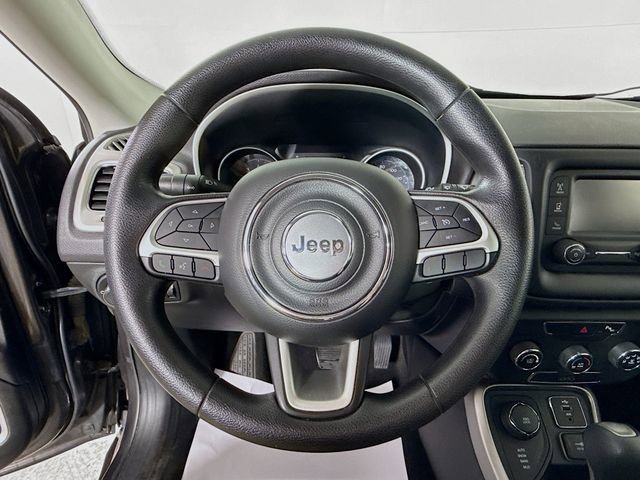 Used 2017 Jeep Compass Sport w/ Tech Group image 13