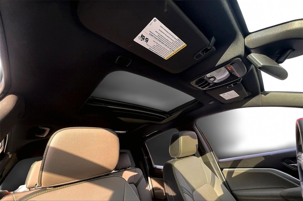 Used 2024 Chevrolet Colorado ZR2 w/ ZR2 Convenience Package III image 23