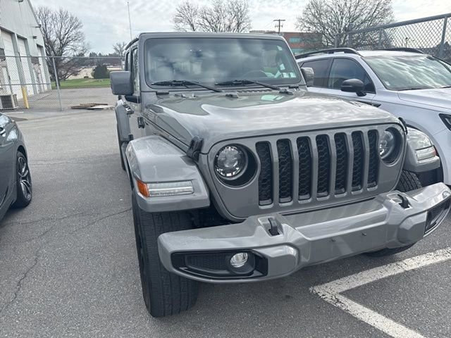 Used 2023 Jeep Gladiator Overland image 7