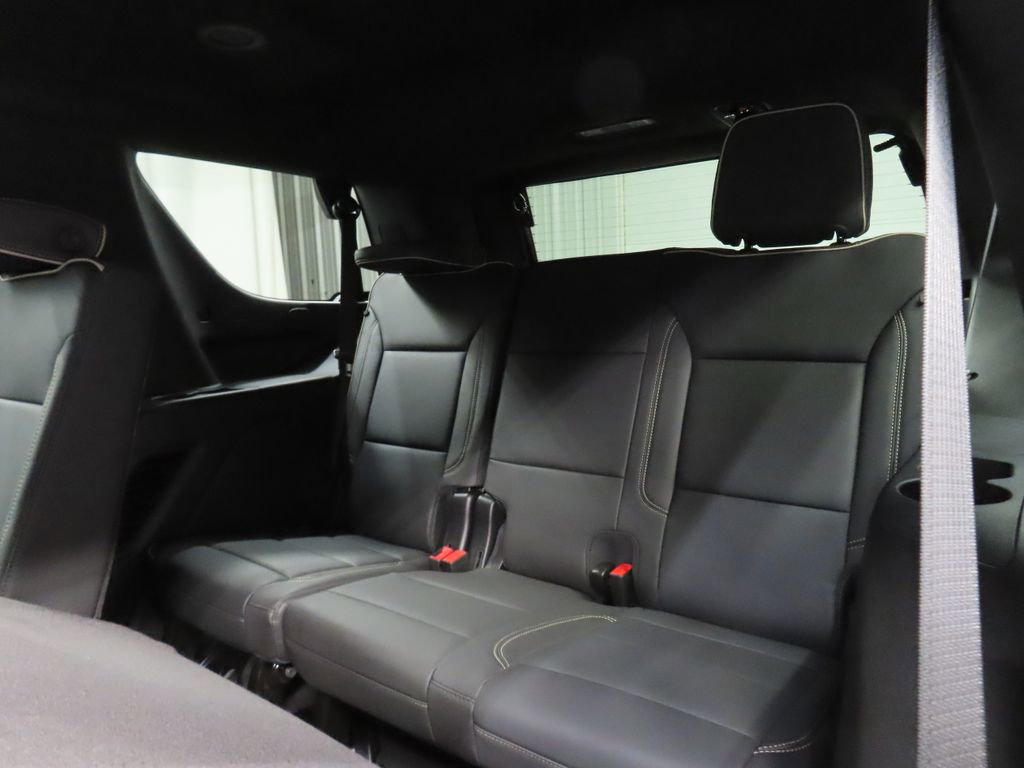 Used 2026 GMC Yukon Elevation AWD/4WD image 15
