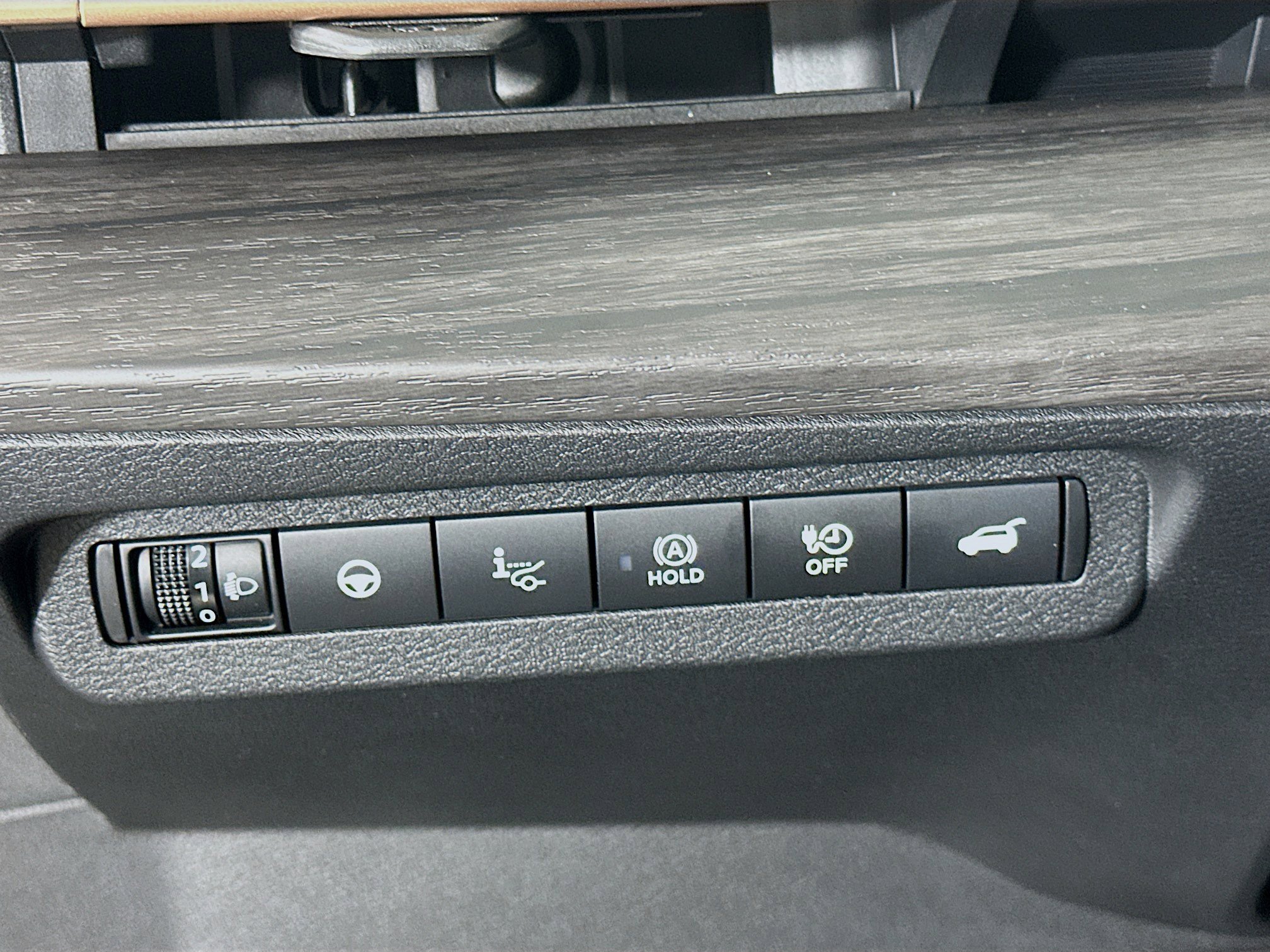 Used 2023 Nissan Ariya FWD image 17