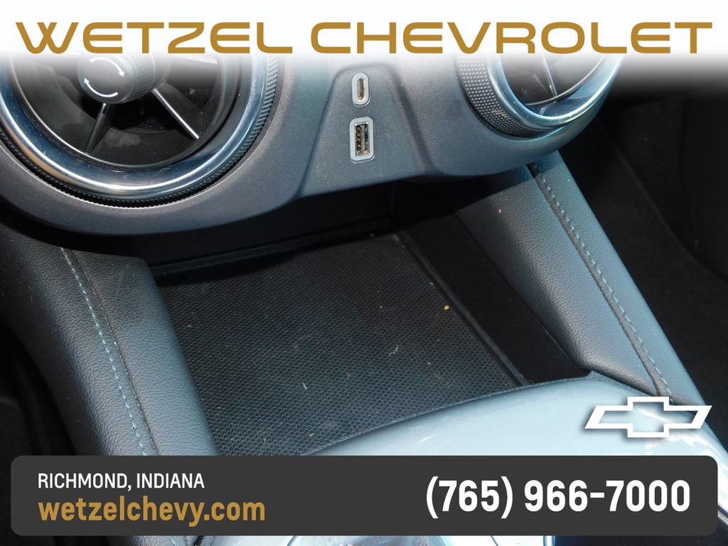 Used 2021 Chevrolet Blazer LT FWD image 37